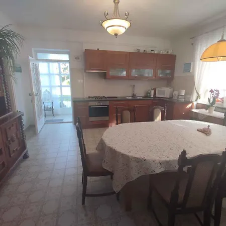 Dom wakacyjny In 45807 *